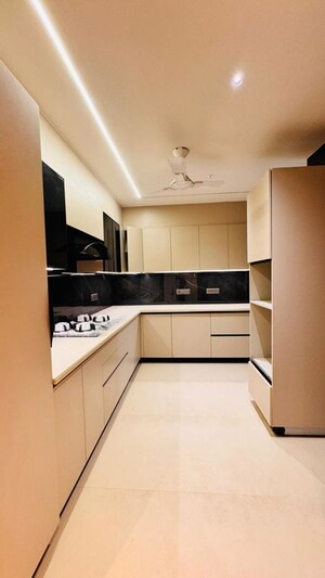Kitchen in 4 BHK Builder Floor at Sector 50 – for Sale