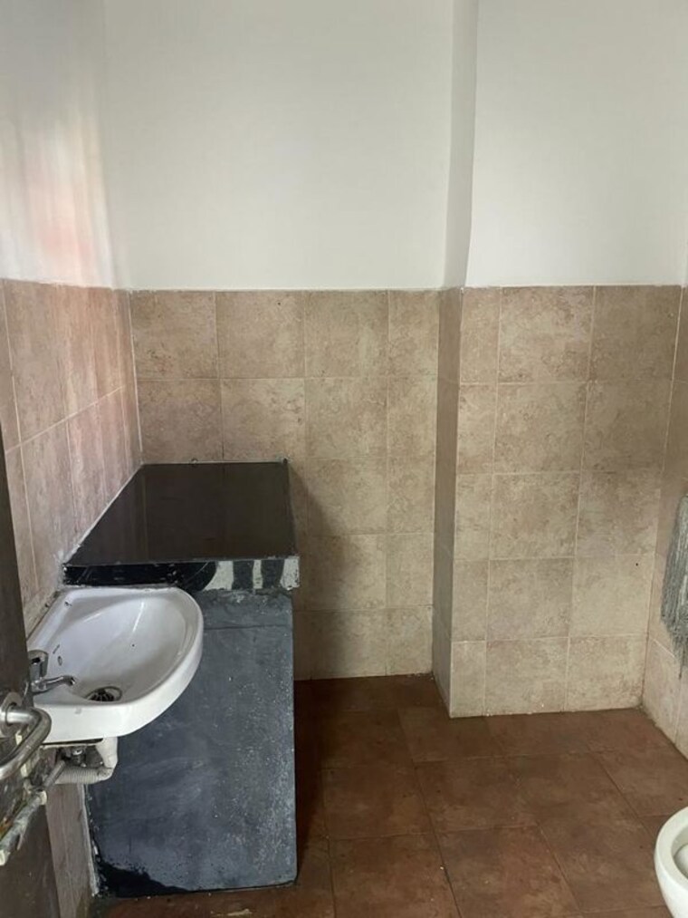 Bathroom, bsel-tech-park Commercial Office Space 647 Sq.Ft. In Vashi Sector 30a Navi Mumbai 10565299