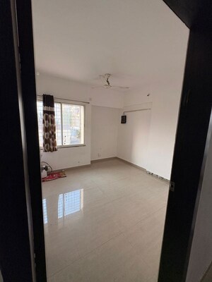 Room in 1 BHK Apartment at Mayuri Residency, Autadwadi Handewadi – for Rent