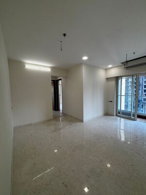 Room in 2 BHK Apartment at Ekta Tripolis, Goregaon West – for Rent