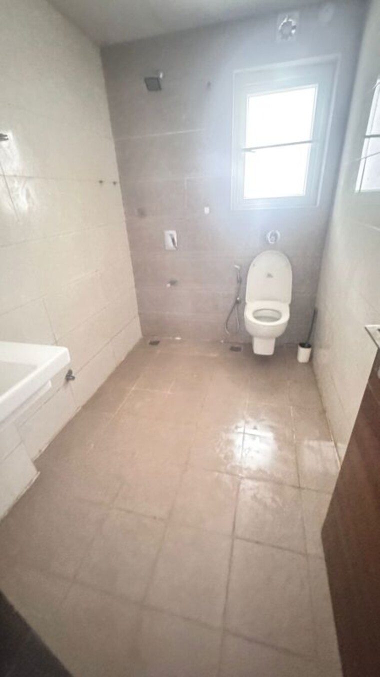 Bathroom, kalpataru-residency 3 Bedroom 16580 Sq.Ft. Apartment In Sanath Nagar Hyderabad 10312555