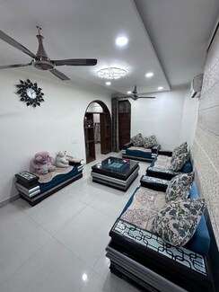 2 BHK Builder Floor For Rent in Nehru Enclave