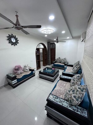 2 BHK Builder Floor For Rent in Nehru Enclave