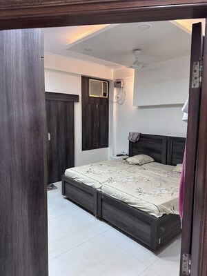 Bedroom in 2 BHK Builder Floor at Nehru Enclave – for Rent