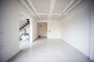 Building Lobby in 4 BHK Apartment at Vaishnodevi Circle – for Sale