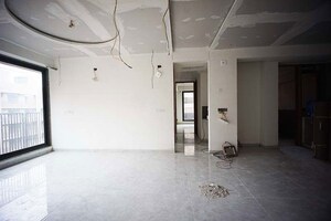 Building Lobby in 4 BHK Apartment at Vaishnodevi Circle – for Sale
