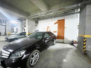 Parking in 4 BHK Apartment at Vaishnodevi Circle – for Sale