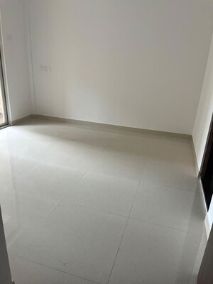 Room in 2 BHK Apartment at Goel Ganga Aurum Park, Tathawade – for Rent