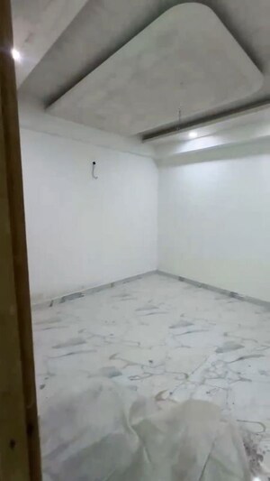 Room in 3 BHK Builder Floor at Mehrauli – for Sale