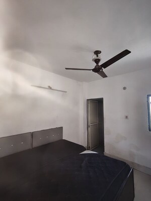 Team Area in 3 BHK Independent House at Sector 36 Greater Noida – for Sale