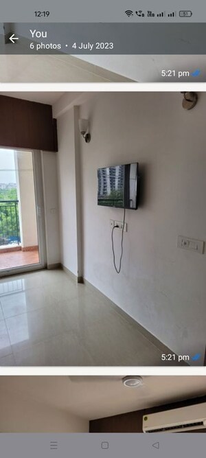Room in Studio Apartment at Eldeco Edge, Sector 119 – for Rent