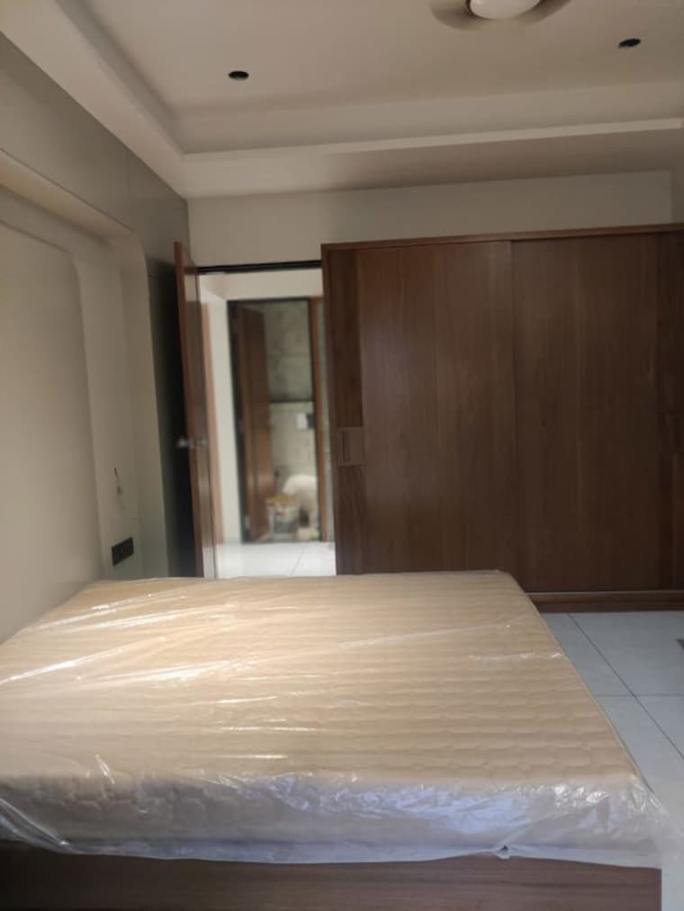 Room, gotri 3 Bedroom 1000 Sq.Ft. Apartment In Gotri Vadodara 10460325