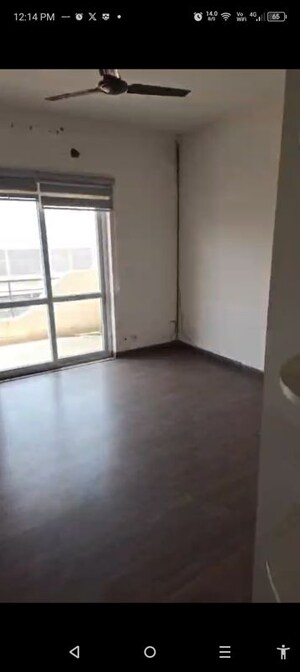 Room in 4 BHK Apartment at BPTP Park 81, Sector 81 – for Sale