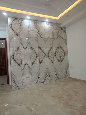 Room in 2 BHK Independent House at Sector 22 – for Rent