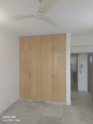 2 BHK Apartment For Sale in Suncity Essel Tower, Sector 28