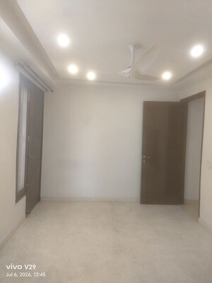 Room in 2 BHK Apartment at Suncity Essel Tower, Sector 28 – for Sale