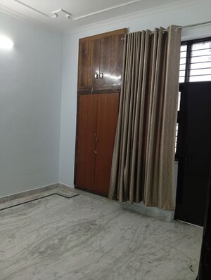 Room in 2 BHK Independent House at Sector 23 – for Rent