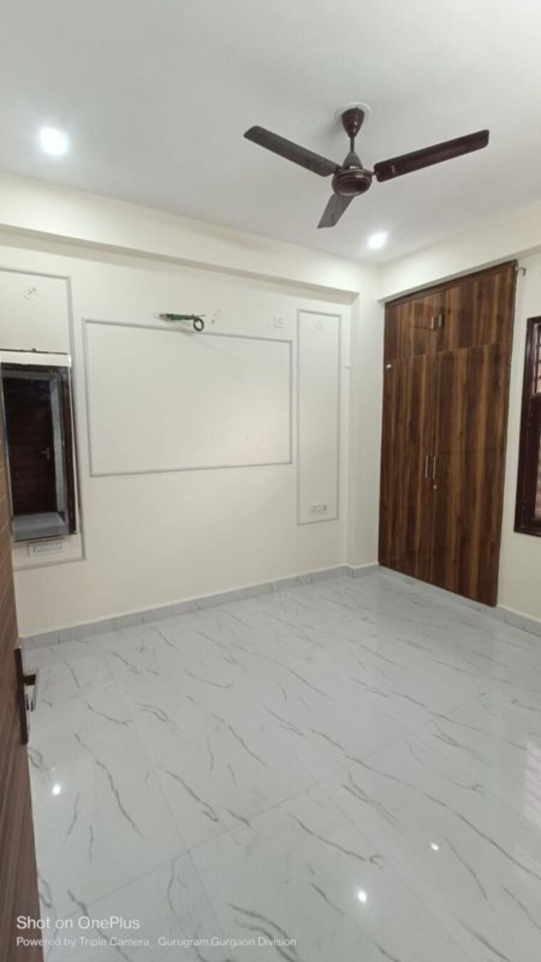 Room, ansal-plaza-sector-23 2 Bedroom 260 Sq.Yd. Builder Floor In Sector 23 Gurgaon 10565398