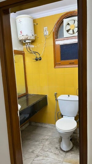 Bathroom in 3 BHK Apartment at Sector 9 Dwarka – for Rent