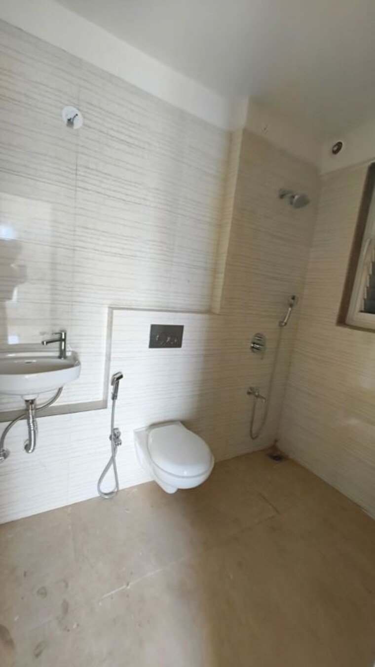 Bathroom, hubtown-rising-city 3.5 Bedroom 1200 Sq.Ft. Apartment In Ghatkopar East Mumbai 10565417