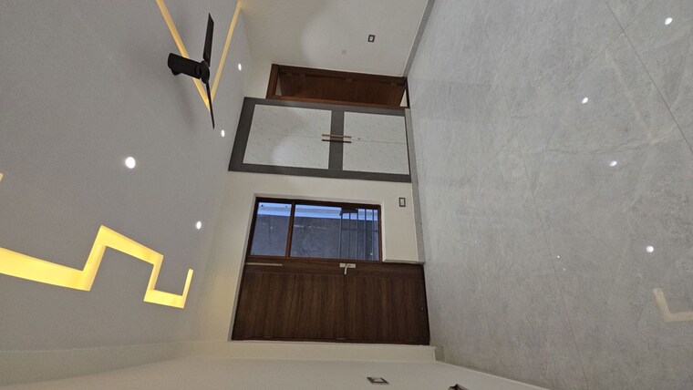Bedroom, green fields colony 4 Bedroom 2350 Sq.Ft. Builder Floor In Green Fields Colony Faridabad 10565356