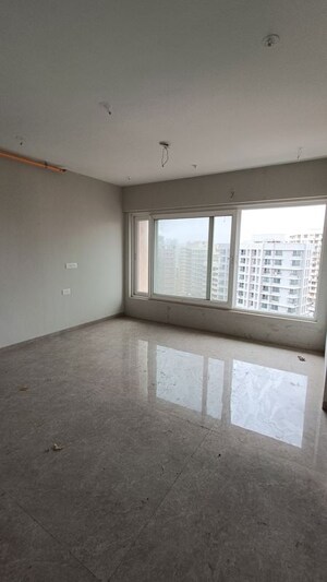 2 BHK Apartment For Rent in Pratham 5TH Element, Andheri West