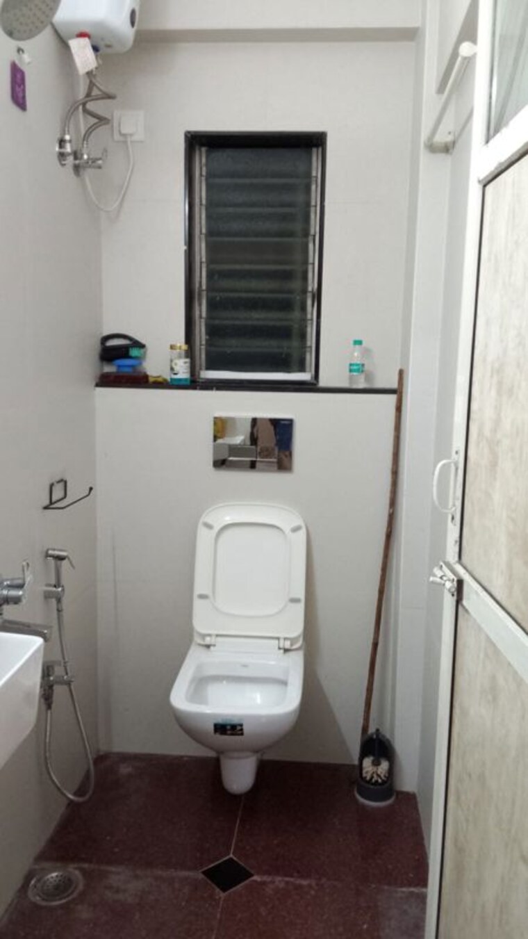 Bathroom, raheja-township 1 Bedroom 650 Sq.Ft. Apartment In Malad East Mumbai 10565461