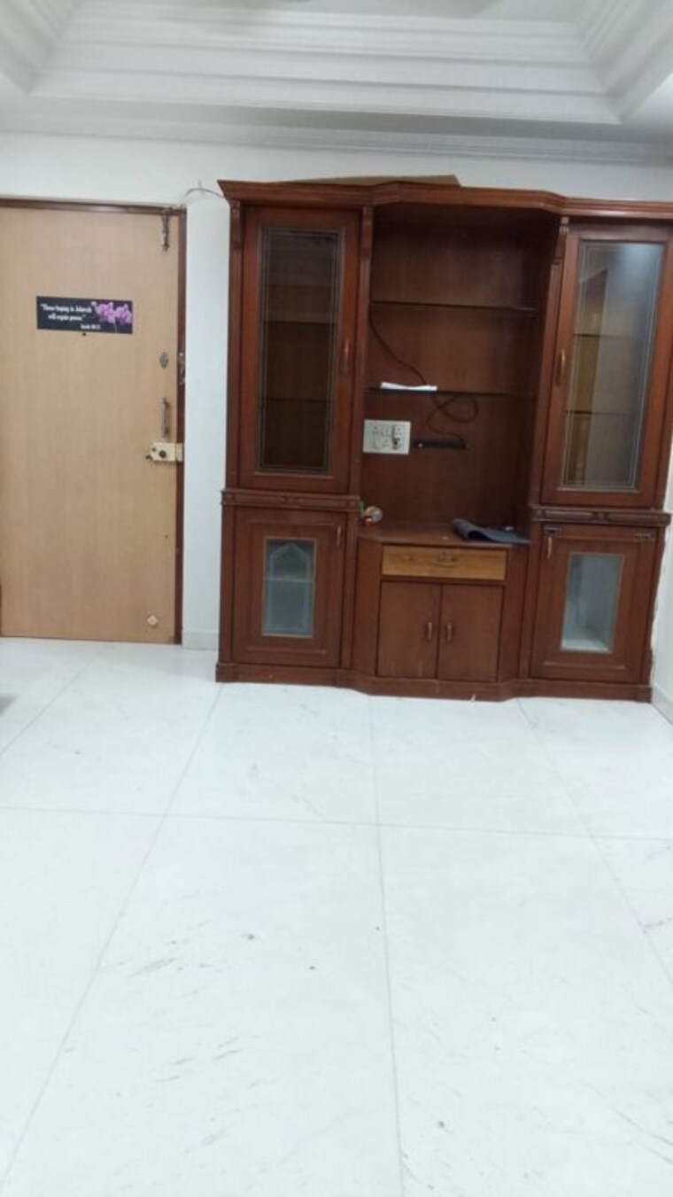 Room, raheja-township 1 Bedroom 650 Sq.Ft. Apartment In Malad East Mumbai 10565461