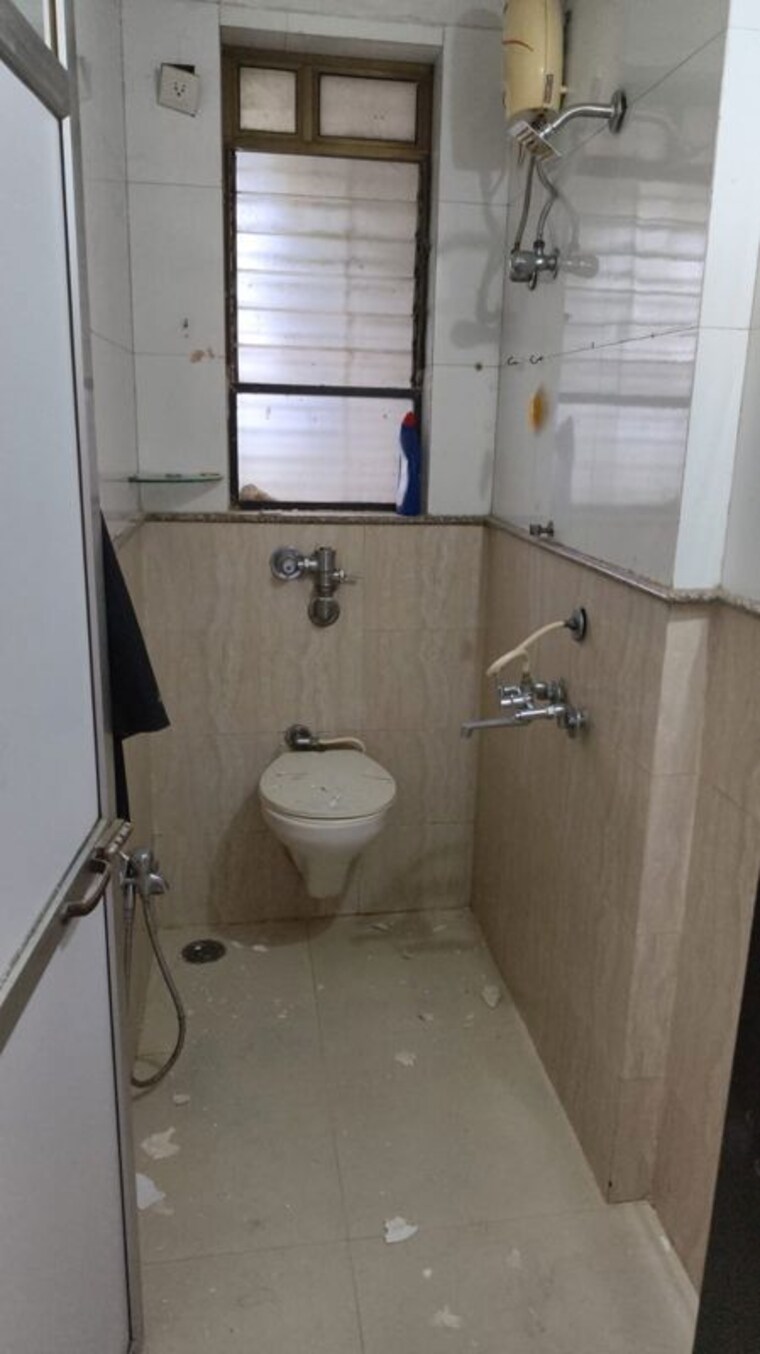 Bathroom, blue-bell-chembur 1 Bedroom 470 Sq.Ft. Apartment In Chembur Mumbai 10565475