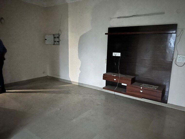 Room, paramount-floraville 3.5 Bedroom 1685 Sq.Ft. Apartment In Sector 137 Noida 10565465