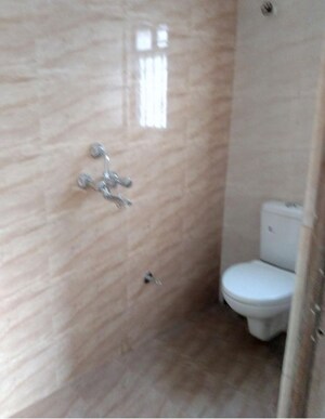 Bathroom in 2 BHK Builder Floor at Kolkatta Gpo – for Sale