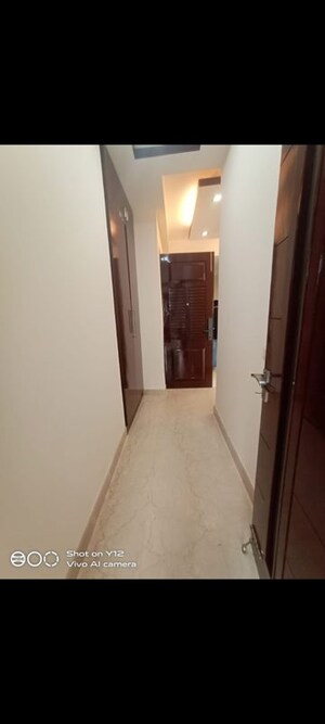 Building Lobby in 3 BHK Builder Floor at Greater Kailash I – for Rent