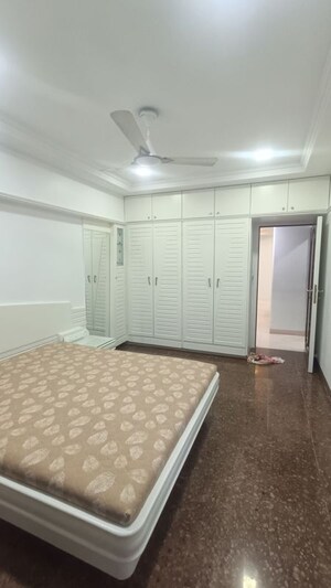 Bedroom in 3 BHK Apartment at Meridian Apartment Andheri, Andheri West – for Rent
