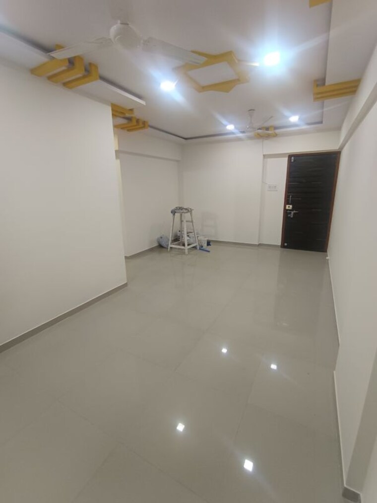Living Room, amra-kunj 2 Bedroom 675 Sq.Ft. Apartment In Andheri West Mumbai 10565472