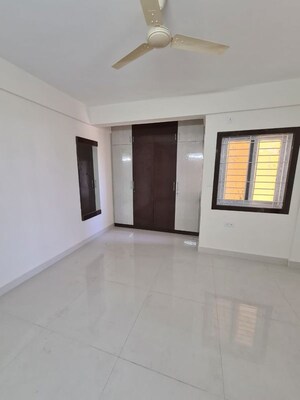 Room in 3 BHK Apartment at Saideep Hulas, Old Madras Road – for Rent