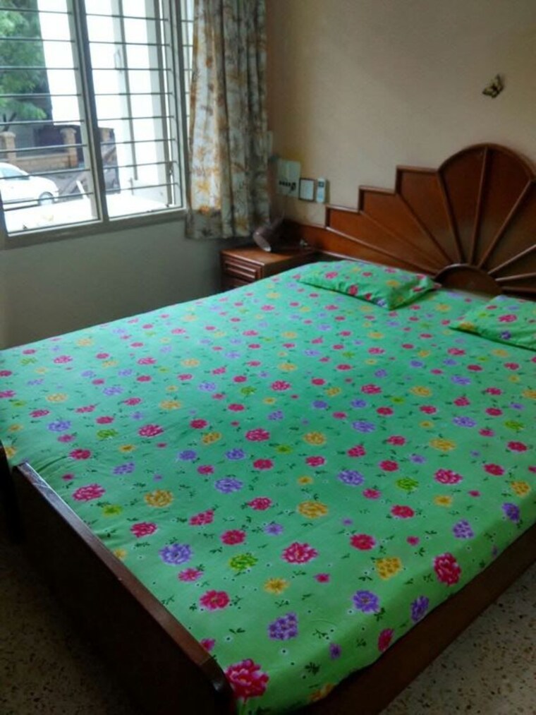 Bedroom, memnagar 5 Bedroom 2250 Sq.Ft. Villa In Memnagar Ahmedabad 10565500