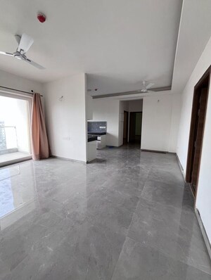 Room in 3 BHK Apartment at Tulip Yellow, Sector 69 – for Sale
