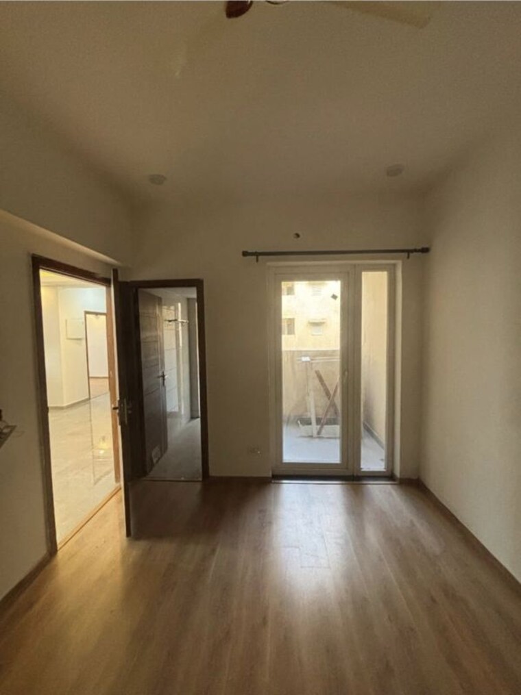 Room, tulip-yellow 3 Bedroom 1704 Sq.Ft. Apartment In Sector 69 Gurgaon 10565523