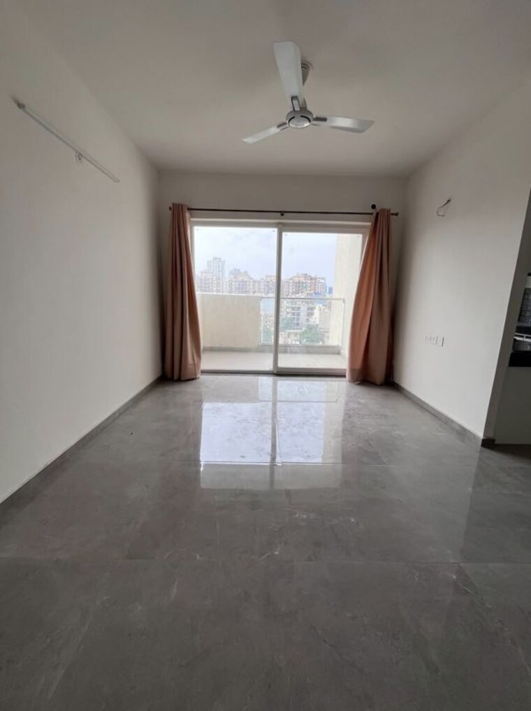 Room, tulip-yellow 3 Bedroom 1704 Sq.Ft. Apartment In Sector 69 Gurgaon 10565523