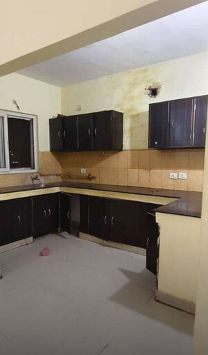 Kitchen in 2 BHK Apartment at Alaknanda Apartment Gomti Nagar, Gomti Nagar – for Rent