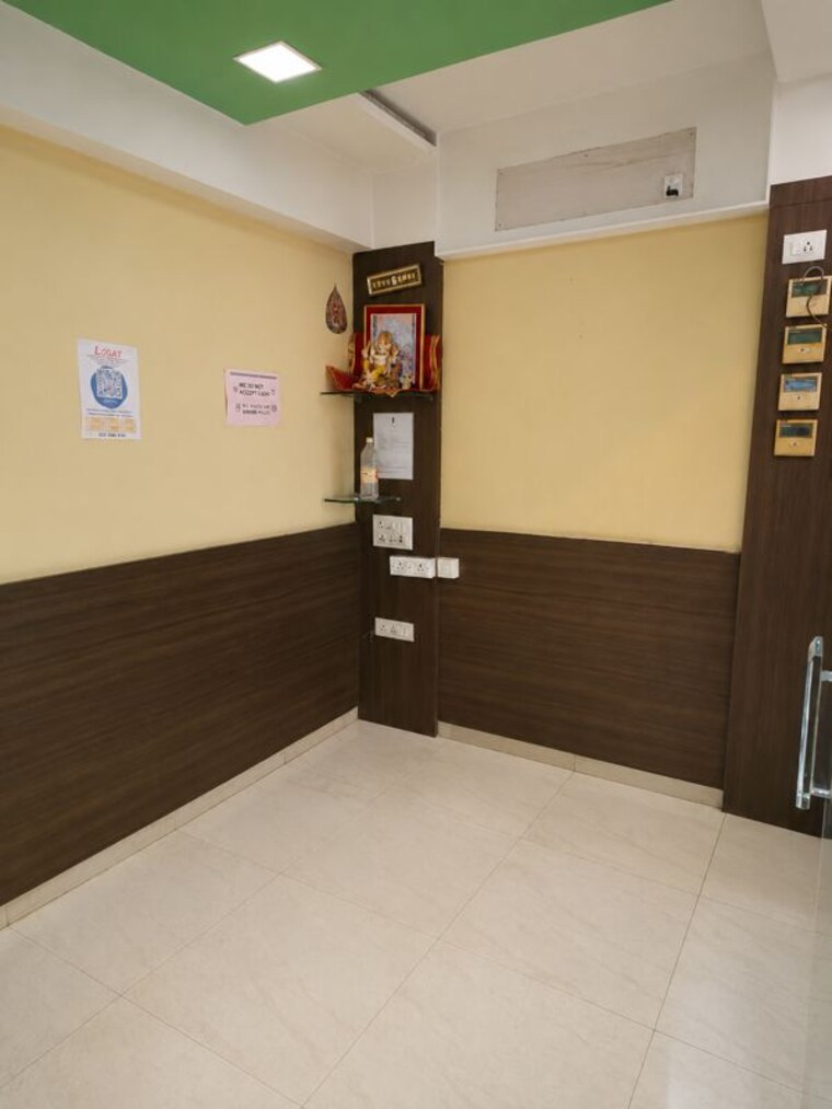 Team Area, gopal krishna nagar Commercial Office Space 1479 Sq.Ft. In Gopal Krishna Nagar Thane 10565515