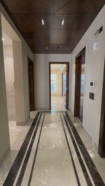 4 BHK + Prayer Room,Servant Room,Extra Room 500 Sq.Yd. Builder Floor in New Rajinder Nagar