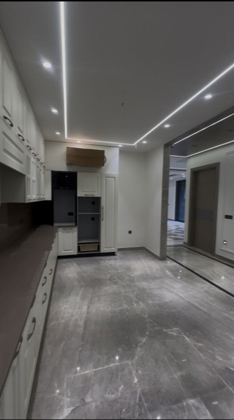 Kitchen, new rajinder nagar 4 Bedroom 500 Sq.Yd. Builder Floor In New Rajinder Nagar Delhi 10565537