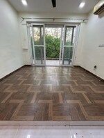 3 BHK + Servant Room 1150 Sq.Ft. Builder Floor in Chittaranjan Park