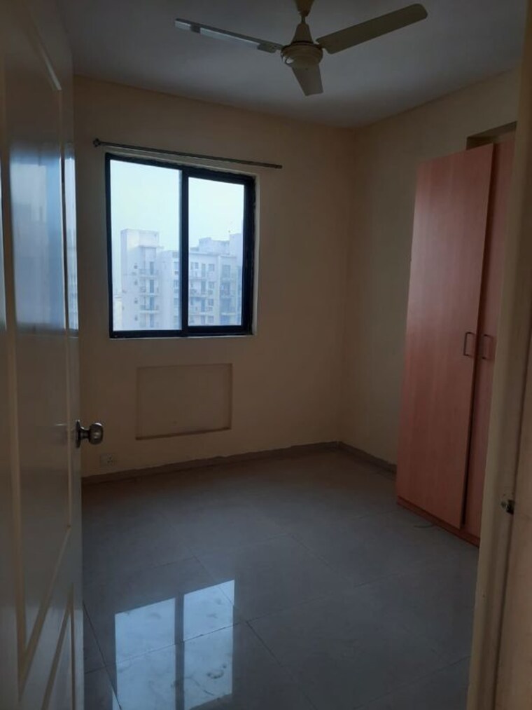 Room, umang-summer-palms 2 Bedroom 850 Sq.Ft. Apartment In Sector 86 Faridabad 10565562
