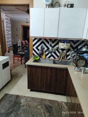 Team Area in 3 BHK Builder Floor at Sector 45 – for Sale