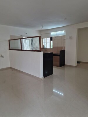 Room in 3 BHK Apartment at Shriram Chandrama, Baner – for Rent