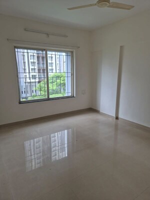 Room in 3 BHK Apartment at Shriram Chandrama, Baner – for Rent