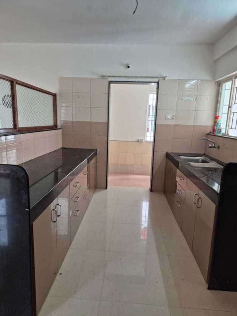 Kitchen, shriram-chandrama 3 Bedroom 1500 Sq.Ft. Apartment In Baner Pune 10565606
