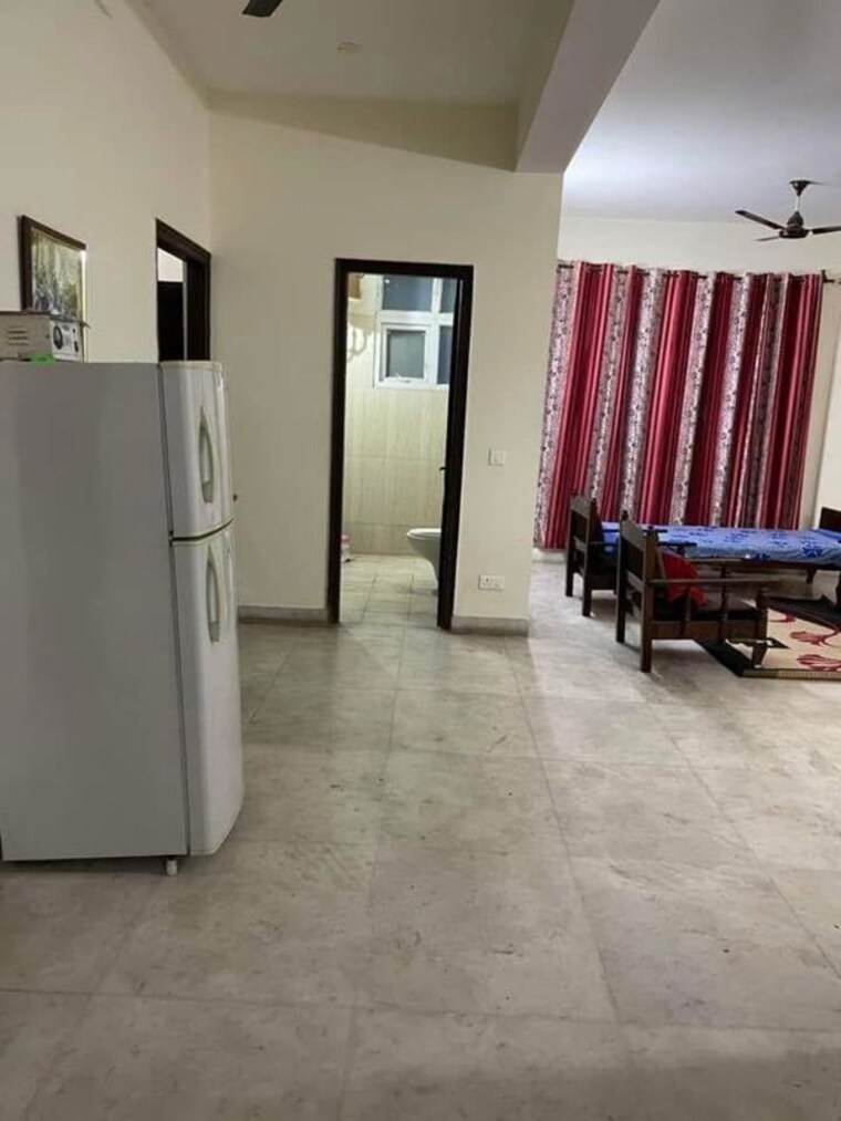 Room, sector 76 2 Bedroom 2200 Sq.Ft. Builder Floor In Sector 76 Mohali 10565607